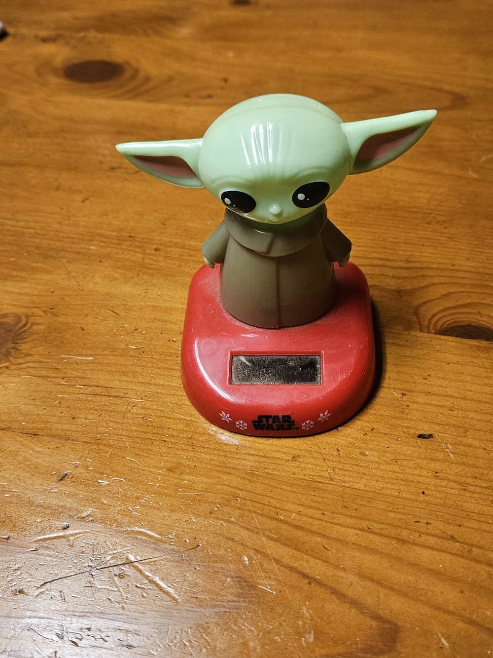 Grogu Solar Bobble Toy - Green Head, Olive Robe, Red Base